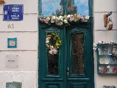 Green door