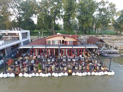 Cruise Cocktail Bar